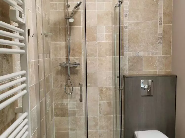 ベッドアンドブレックファースト Les Cloches De Corneville