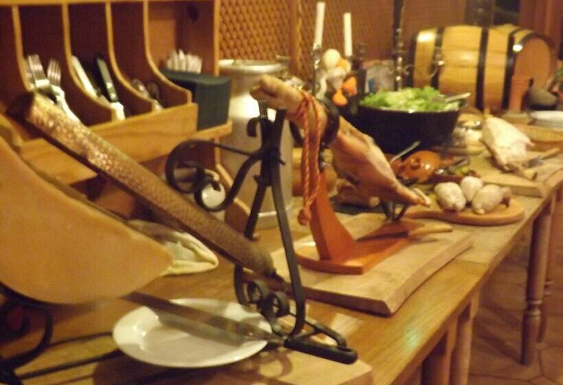 فندق فئة نجمة واحدة L Auberge De Mandrin