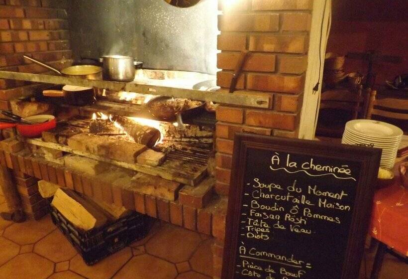 فندق فئة نجمة واحدة L Auberge De Mandrin