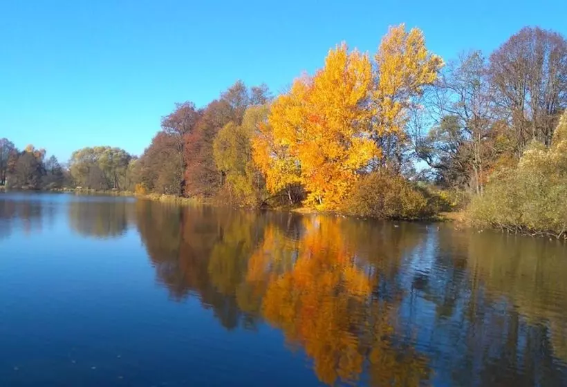 Hotelli Ferienwohnung Brunow In Der Natur Zuhause
