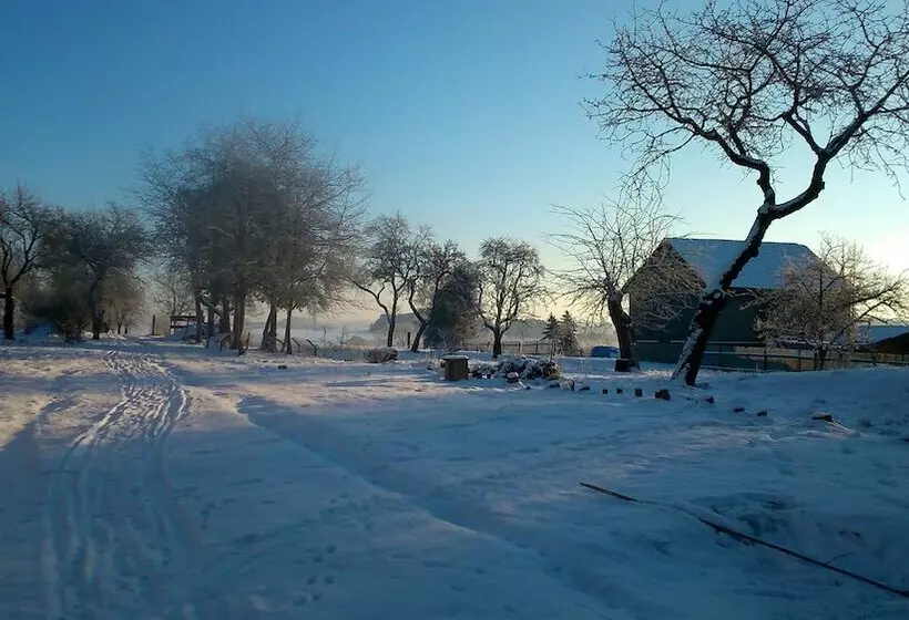 Hotelli Ferienwohnung Brunow In Der Natur Zuhause