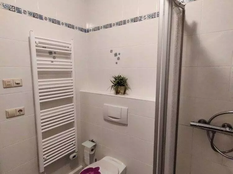 Hotelli Ferienwohnung Brunow In Der Natur Zuhause