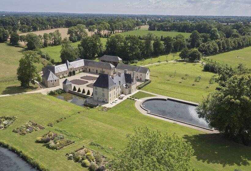 Отель Manoir De Cléronde