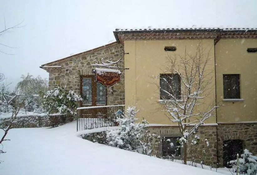 هتل روستایی Agriturismo Masseria Campolerose