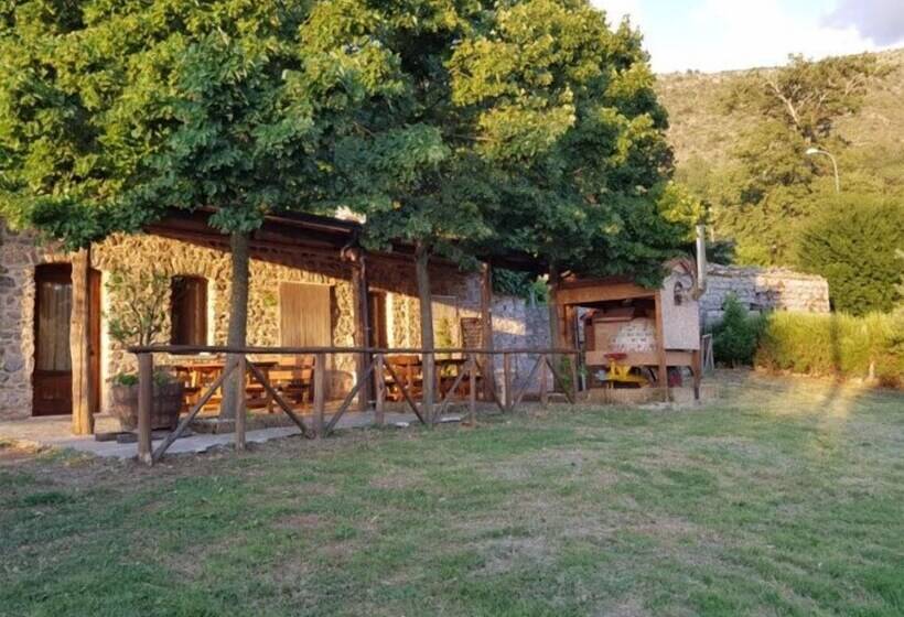 בית מלון כפרי Agriturismo Masseria Campolerose