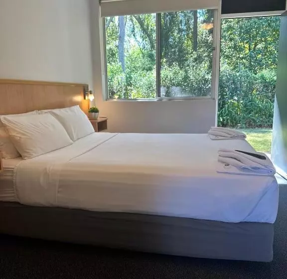 モーテル Bull And Bush