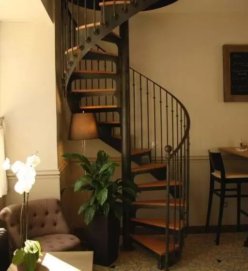 Majatalo Auberge Du Chasseur