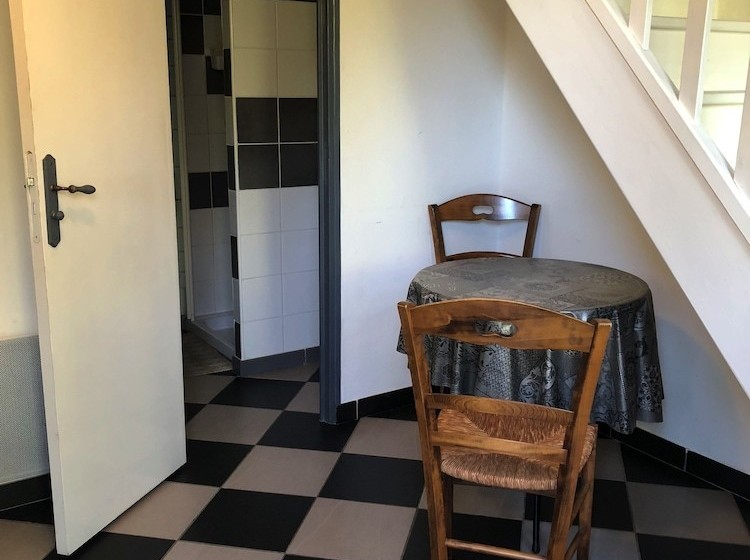 Пансион Gîte Les Lilas