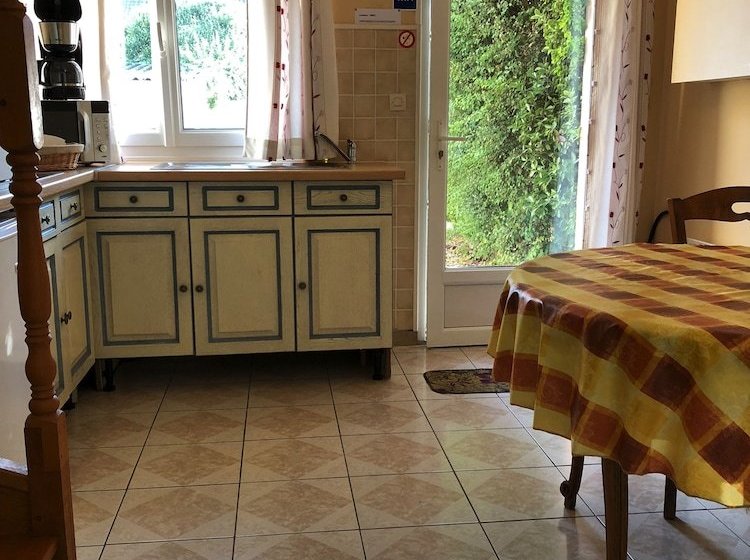 Пансион Gîte Les Lilas