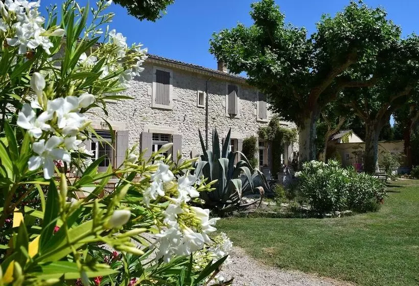 ペンション La Bastide Des Amouriers