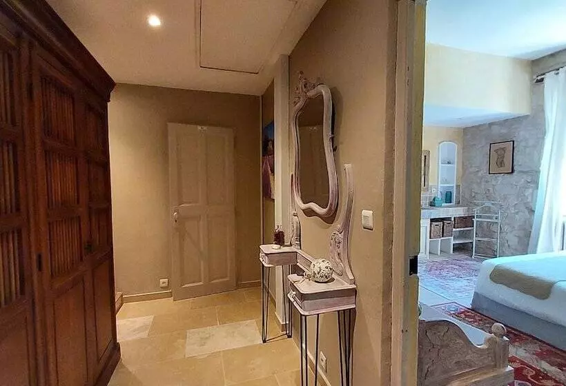 ペンション La Bastide Des Amouriers