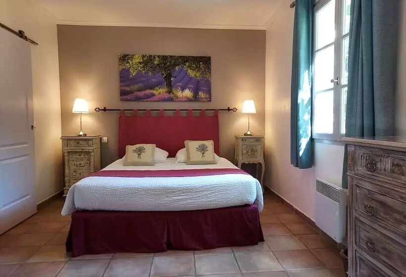 ペンション La Bastide Des Amouriers