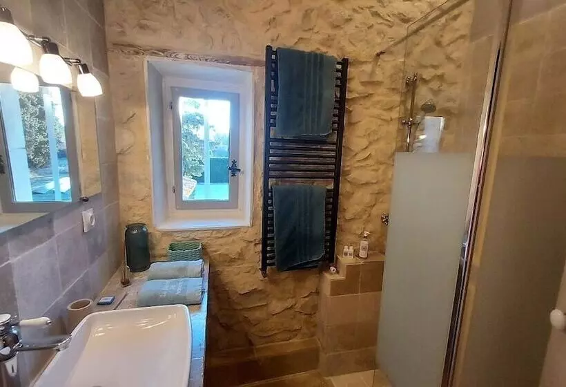 ペンション La Bastide Des Amouriers