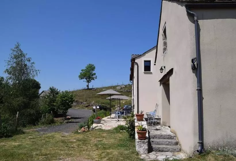 Majatalo La Ferme De L'hom