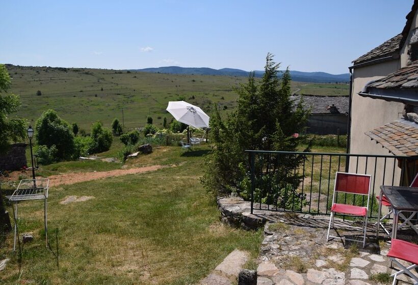 פנסיון La Ferme De L'hom