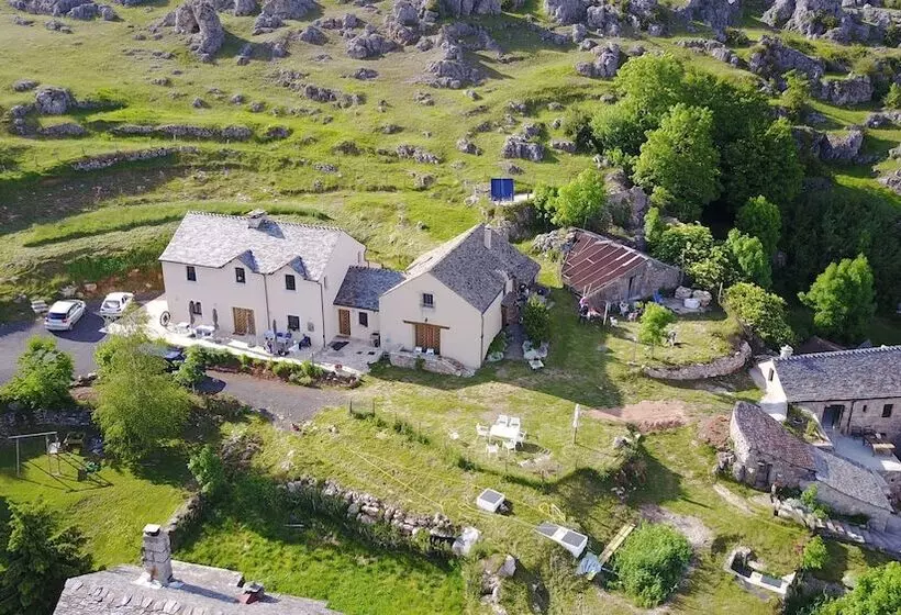 Majatalo La Ferme De L'hom