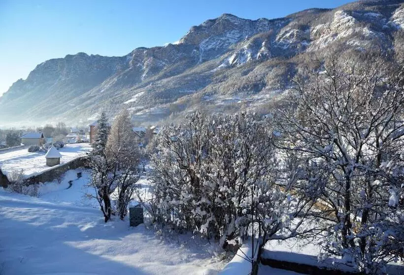 Majatalo La Maison Abeil