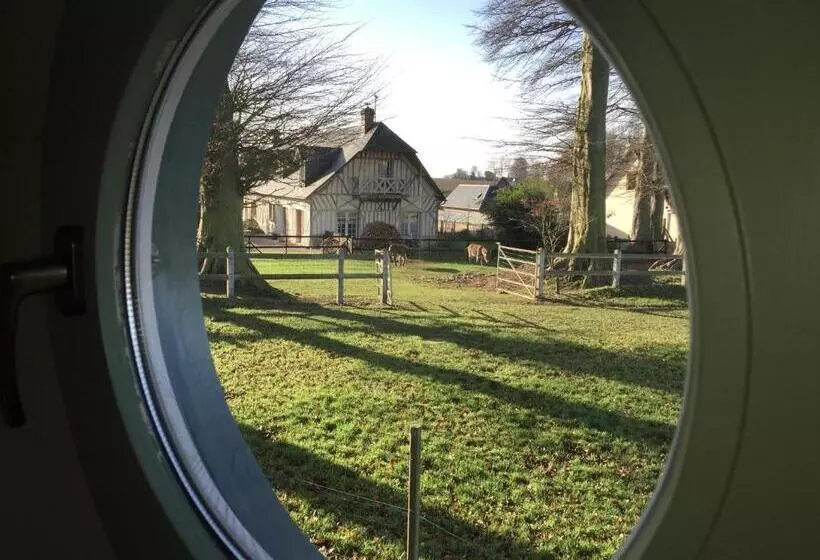 Majatalo Le Clos Des Hautes Loges