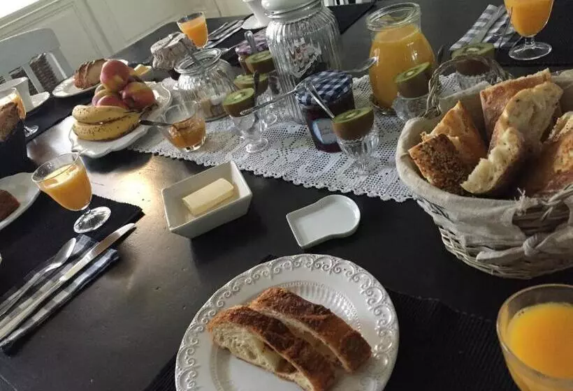 Majatalo Le Clos Des Hautes Loges