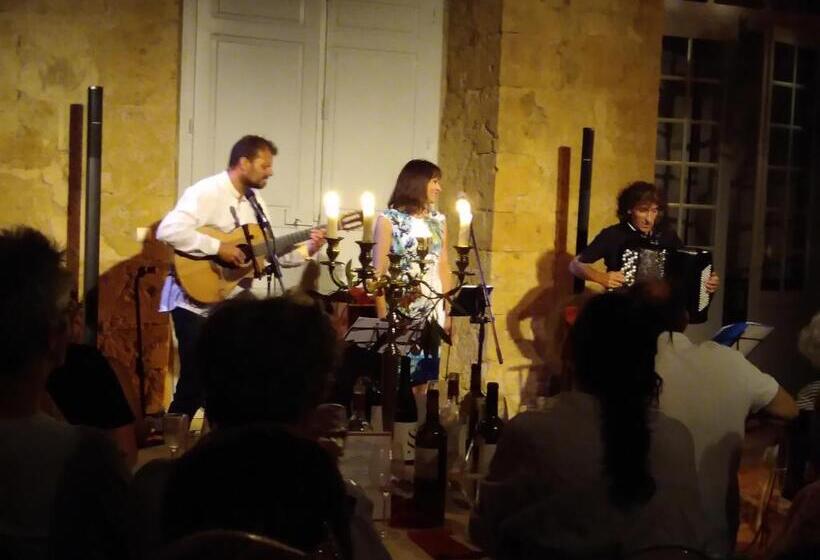 פנסיון Viella Vacances