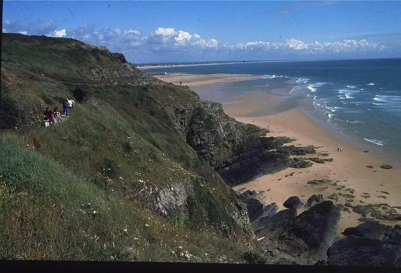 Lomakeskus Azureva Hauteville Sur Mer