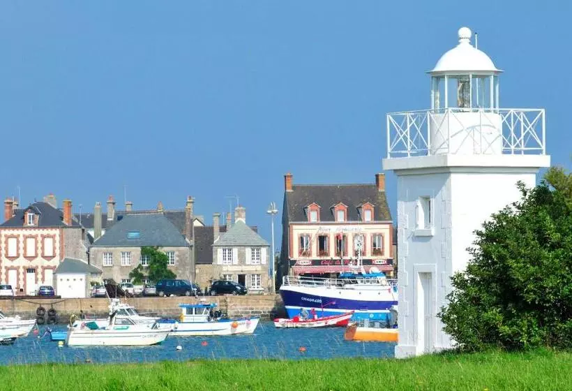 Lomakeskus Azureva Hauteville Sur Mer