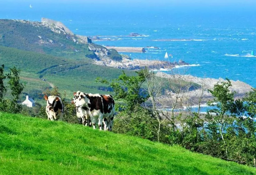 Lomakeskus Azureva Hauteville Sur Mer