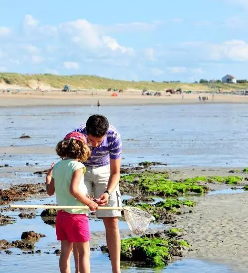 Lomakeskus Azureva Hauteville Sur Mer
