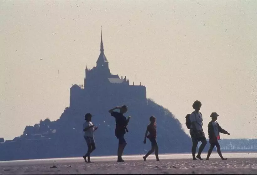 Lomakeskus Azureva Hauteville Sur Mer