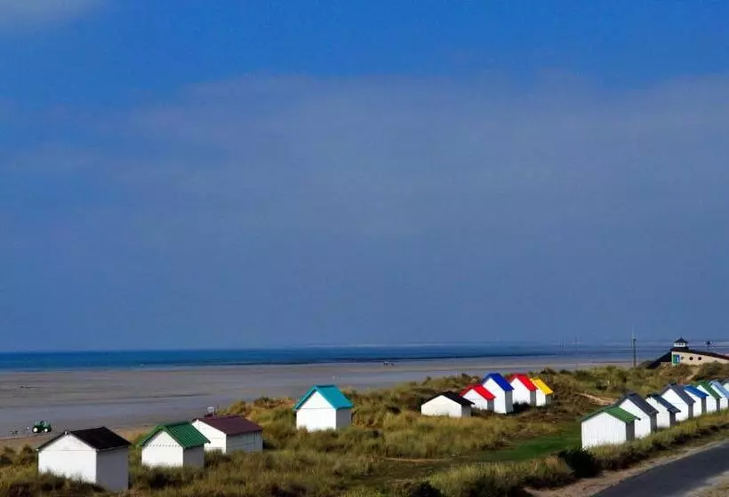 Lomakeskus Azureva Hauteville Sur Mer
