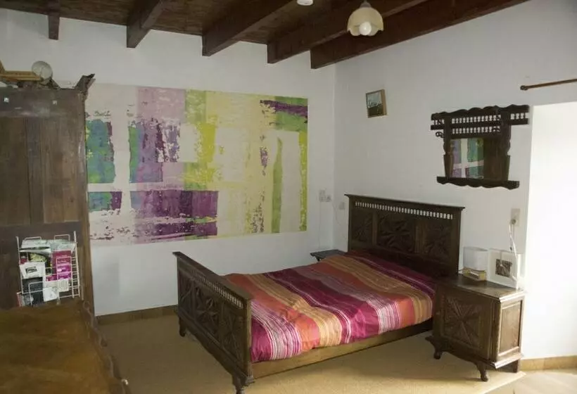 ベッドアンドブレックファースト Chambre D Hôtes Ancien Presbytère