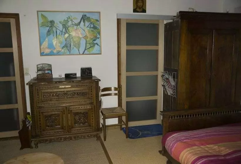 ベッドアンドブレックファースト Chambre D Hôtes Ancien Presbytère
