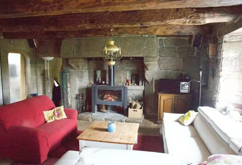 ベッドアンドブレックファースト Chambre D Hôtes Ancien Presbytère
