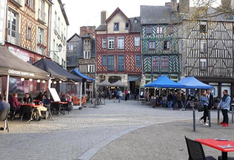 ベッドアンドブレックファースト Clos Martin