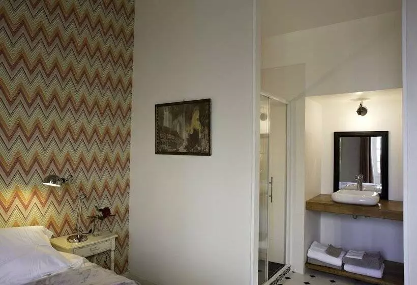 Bed and Breakfast La Maison De La Souque