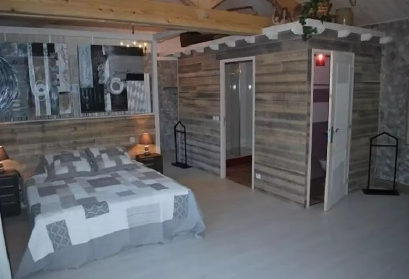 Aamiaismajoitus (B&B) Le Moulin De La Fortie, Maison D Hotes