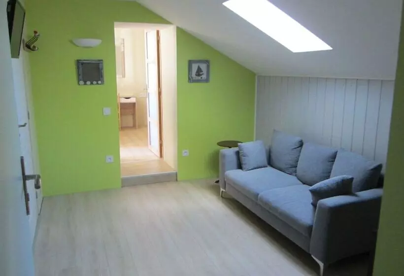 Aamiaismajoitus (B&B) Les Cagouilles