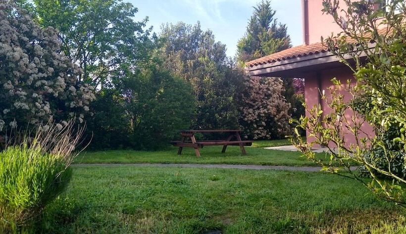 ベッドアンドブレックファースト Lovely Cat S Room Urrunaga