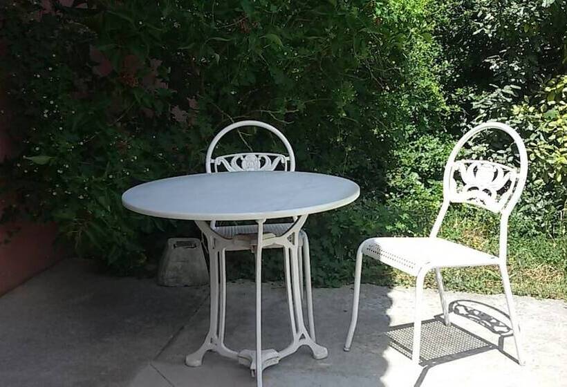 ベッドアンドブレックファースト Lovely Cat S Room Urrunaga