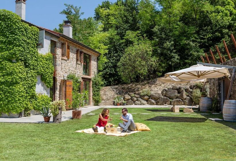 مبيت وإفطار Maeli Winery House