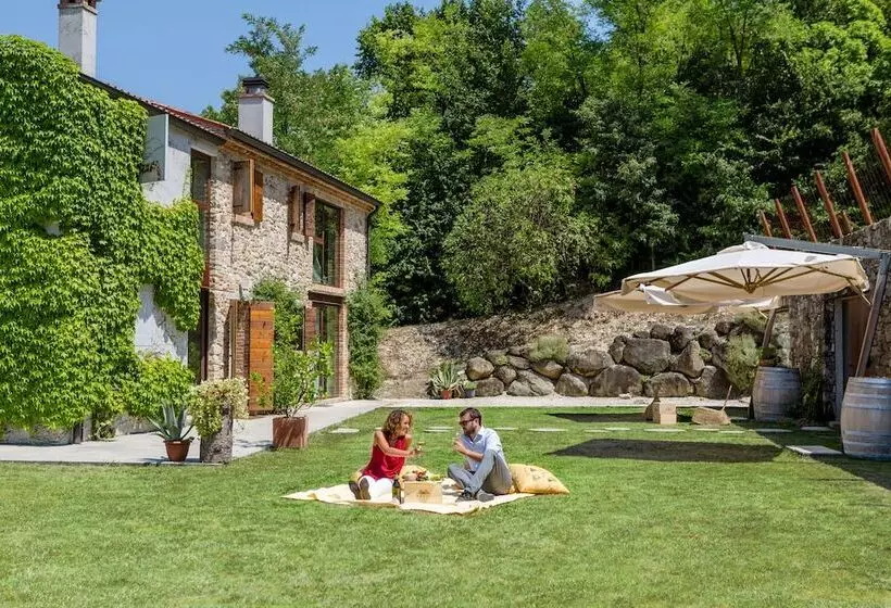 ベッドアンドブレックファースト Maeli Winery House