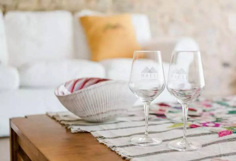 ベッドアンドブレックファースト Maeli Winery House