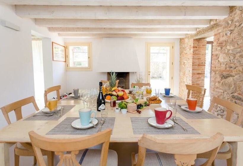 مبيت وإفطار Maeli Winery House