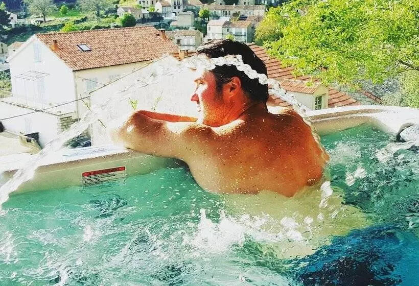 Aamiaismajoitus (B&B) San Larenzu