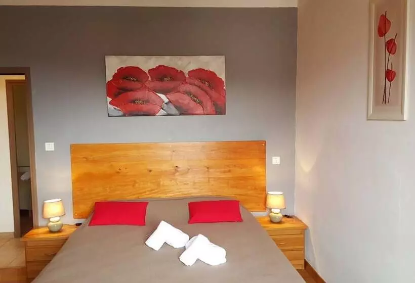 Aamiaismajoitus (B&B) San Larenzu