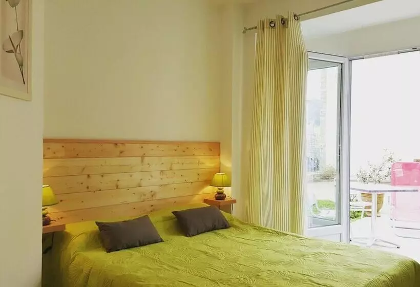 Aamiaismajoitus (B&B) San Larenzu