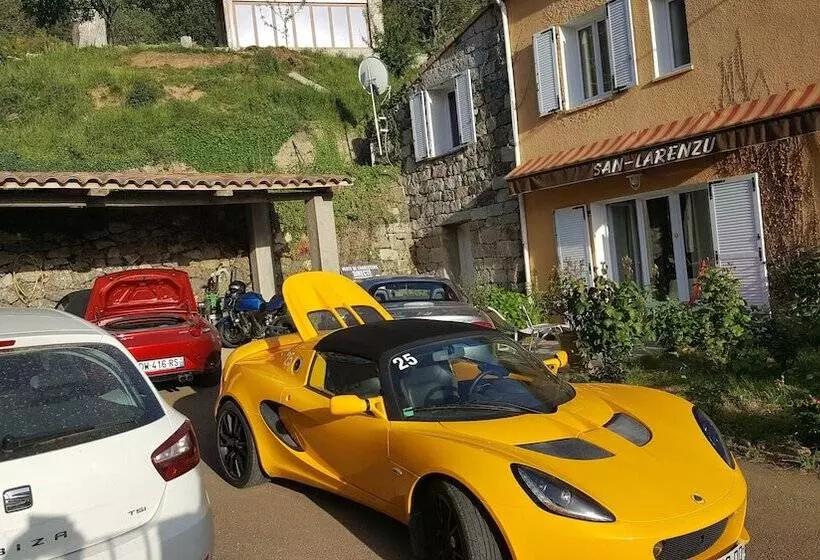 Aamiaismajoitus (B&B) San Larenzu