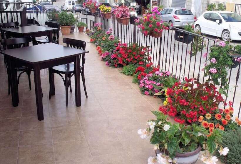 住宿加早餐  San Larenzu