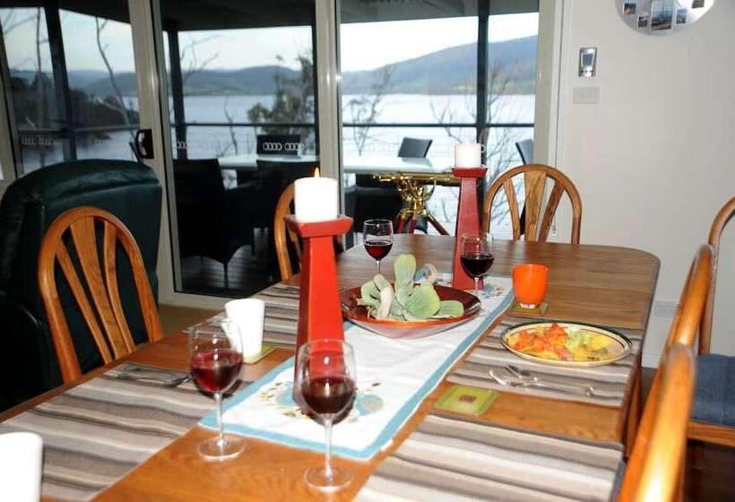 Esperance Landing Essentially Tas