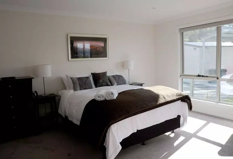 Esperance Landing   Essentially Tas